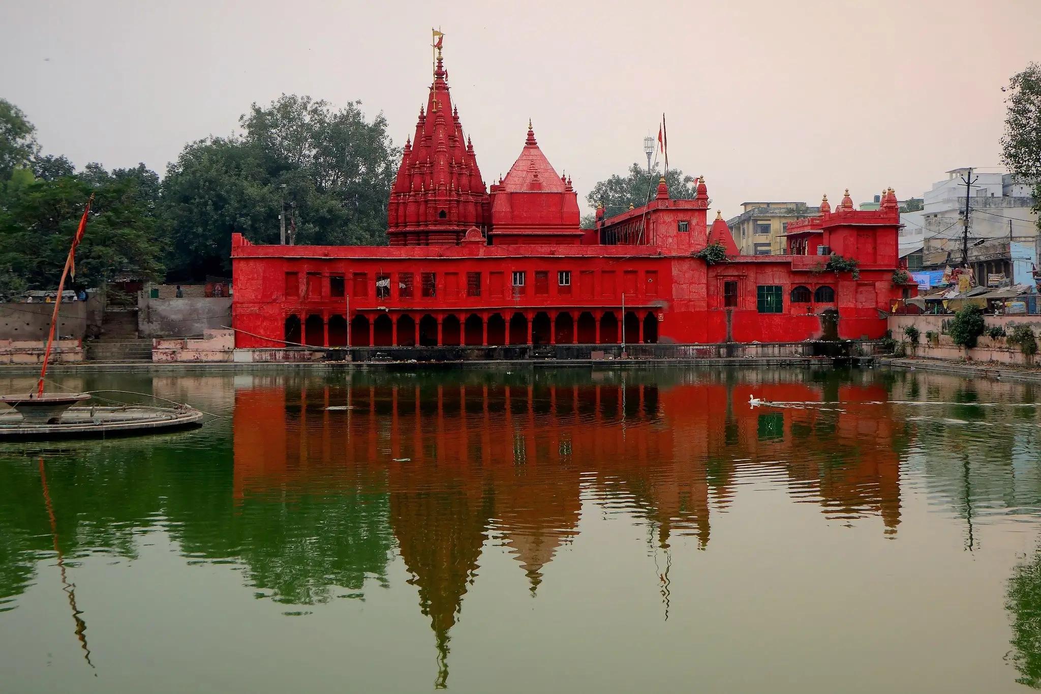 The Historic Durga Kund Temple of Kashi